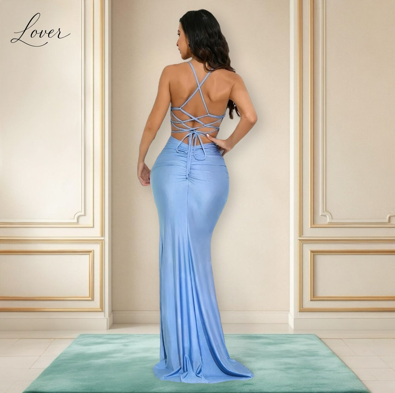 Vestido celeste con lentejuelas en top