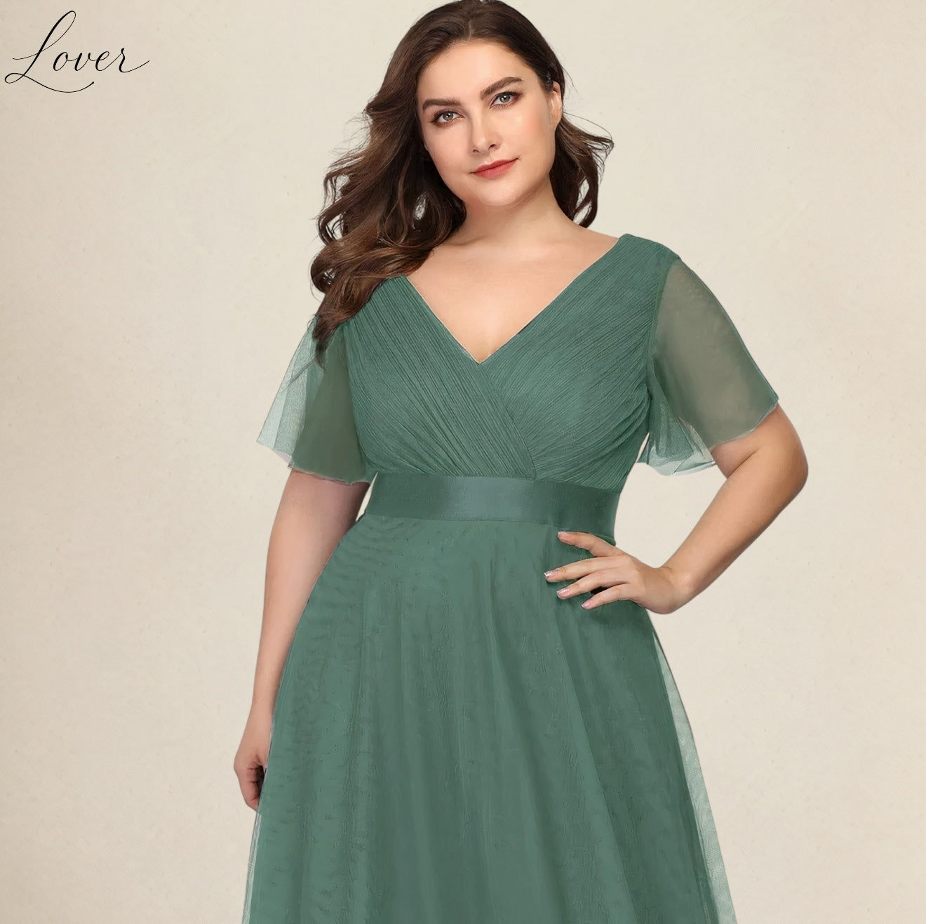 Vestido verde eucalipto con mangas