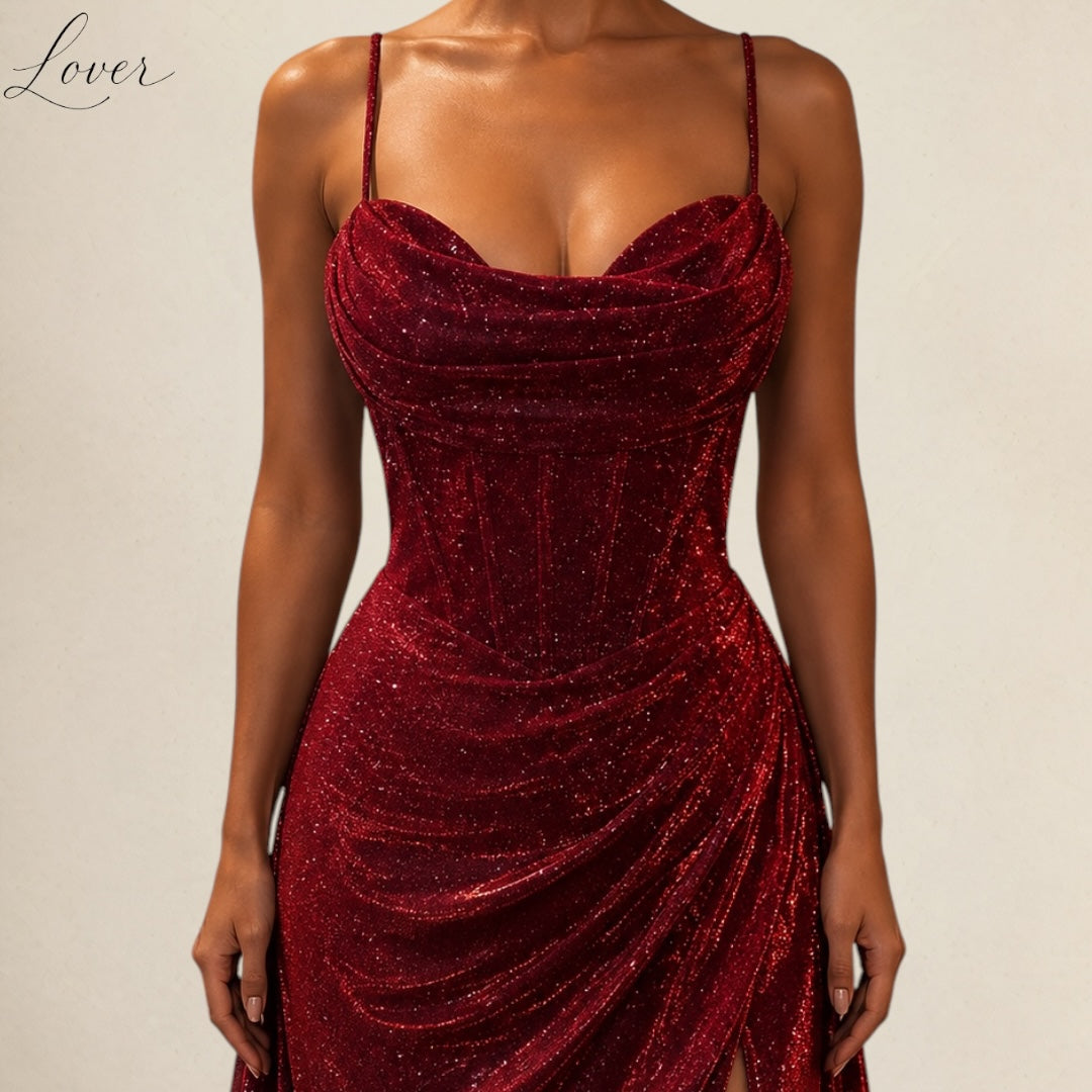 Vestido burgundy al cuerpo con brillos