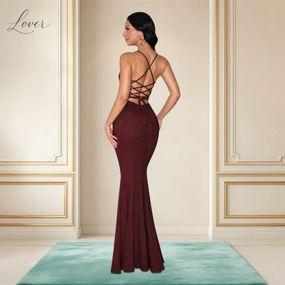 Vestido vino al cuerpo con brillos