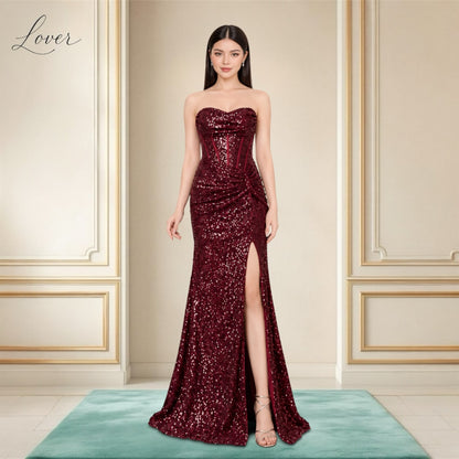 Vestido vino strapless de lentejuelas