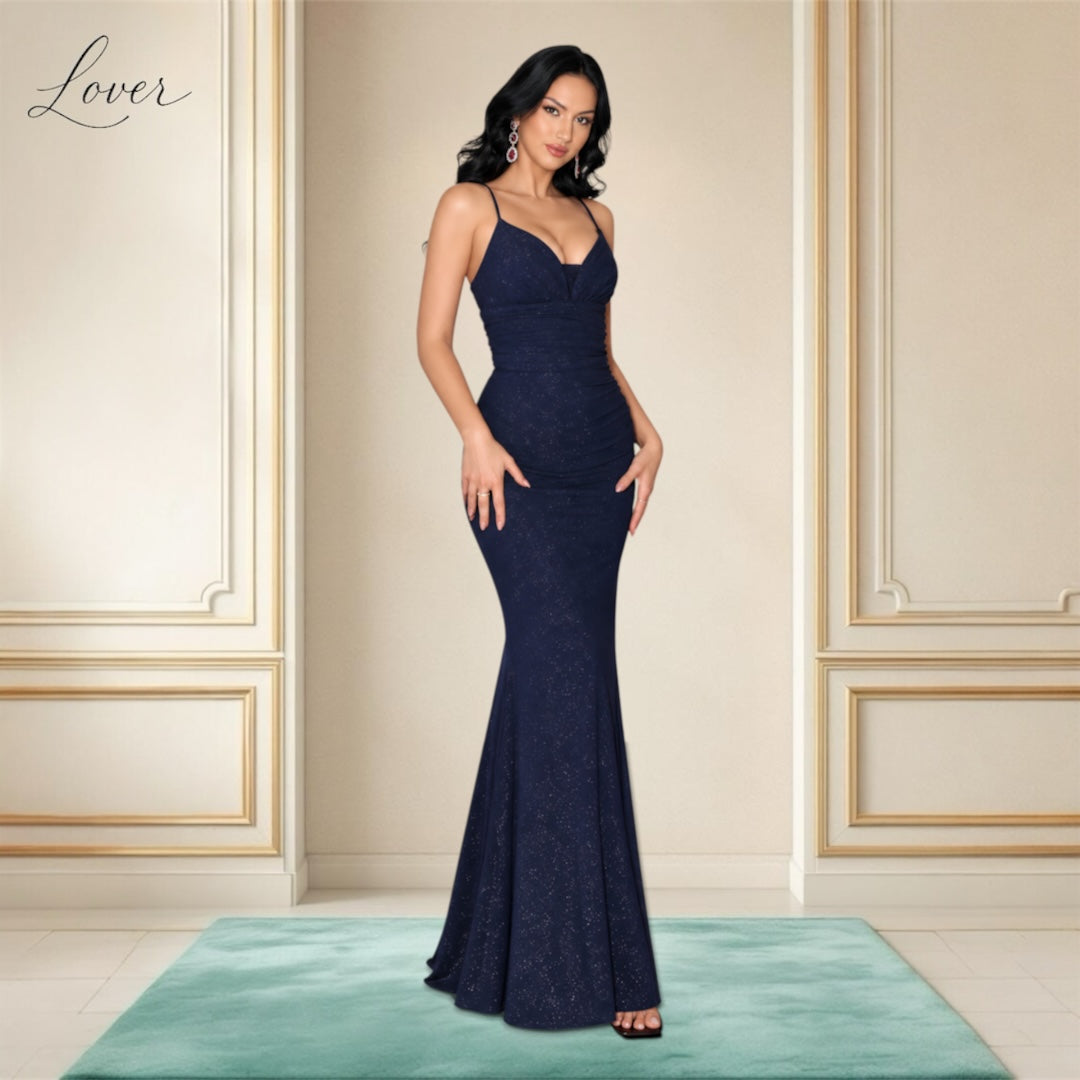 Vestido azul navy al cuerpo con brillos