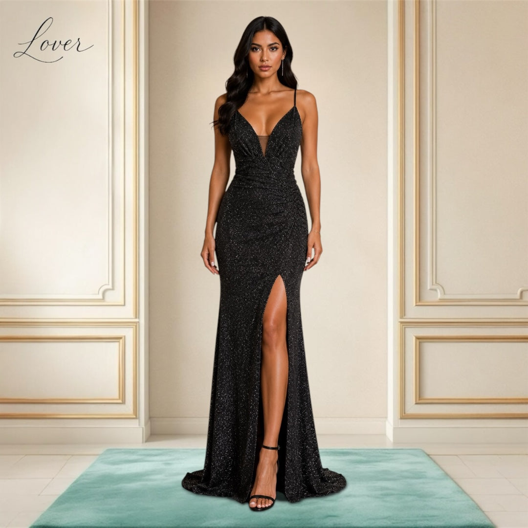 Vestido negro al cuerpo con brillos