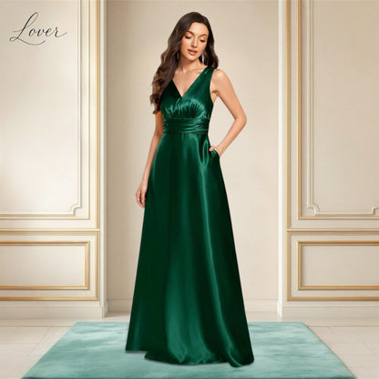Vestido verde esmeralda de satin