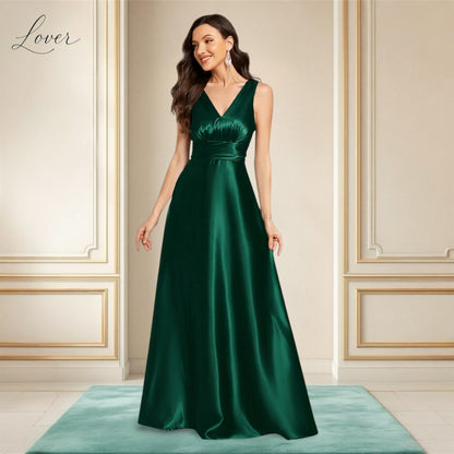 Vestido verde esmeralda de satin