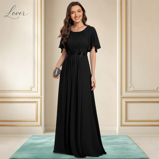 Vestido negro halter de manga