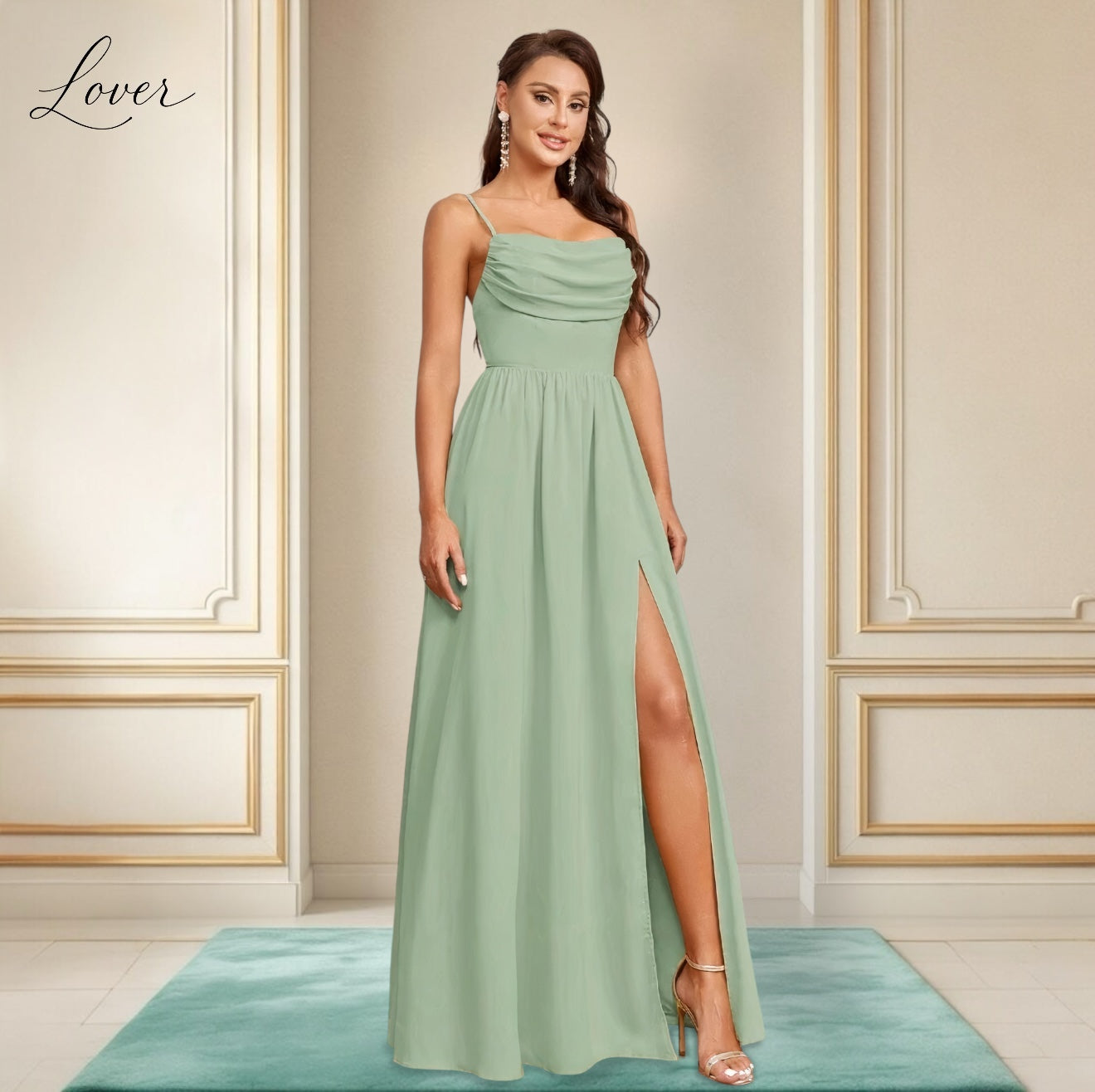 Vestido verde menta con abertura en la pierna