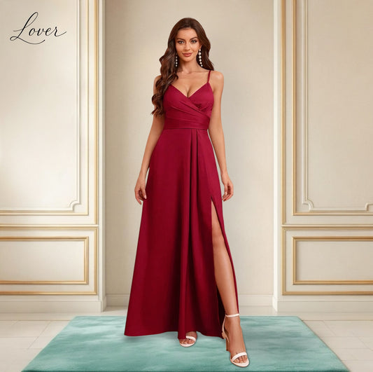 Vestido rojo de satin con abertura en la pierna