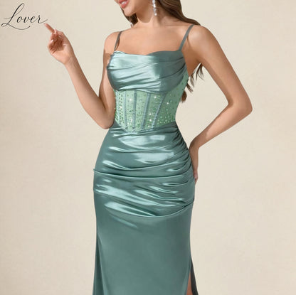 Vestido verde mint al cuerpo