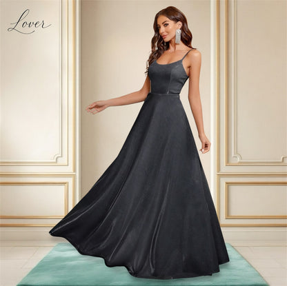 Vestido negro de brillos