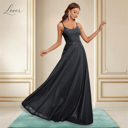 Vestido negro de brillos