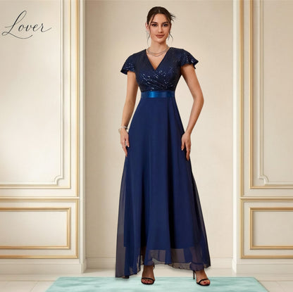 Vestido azul navy asimétrico con lentejuelas en top