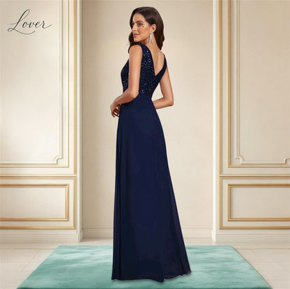 Vestido azul de lentejuelas en top