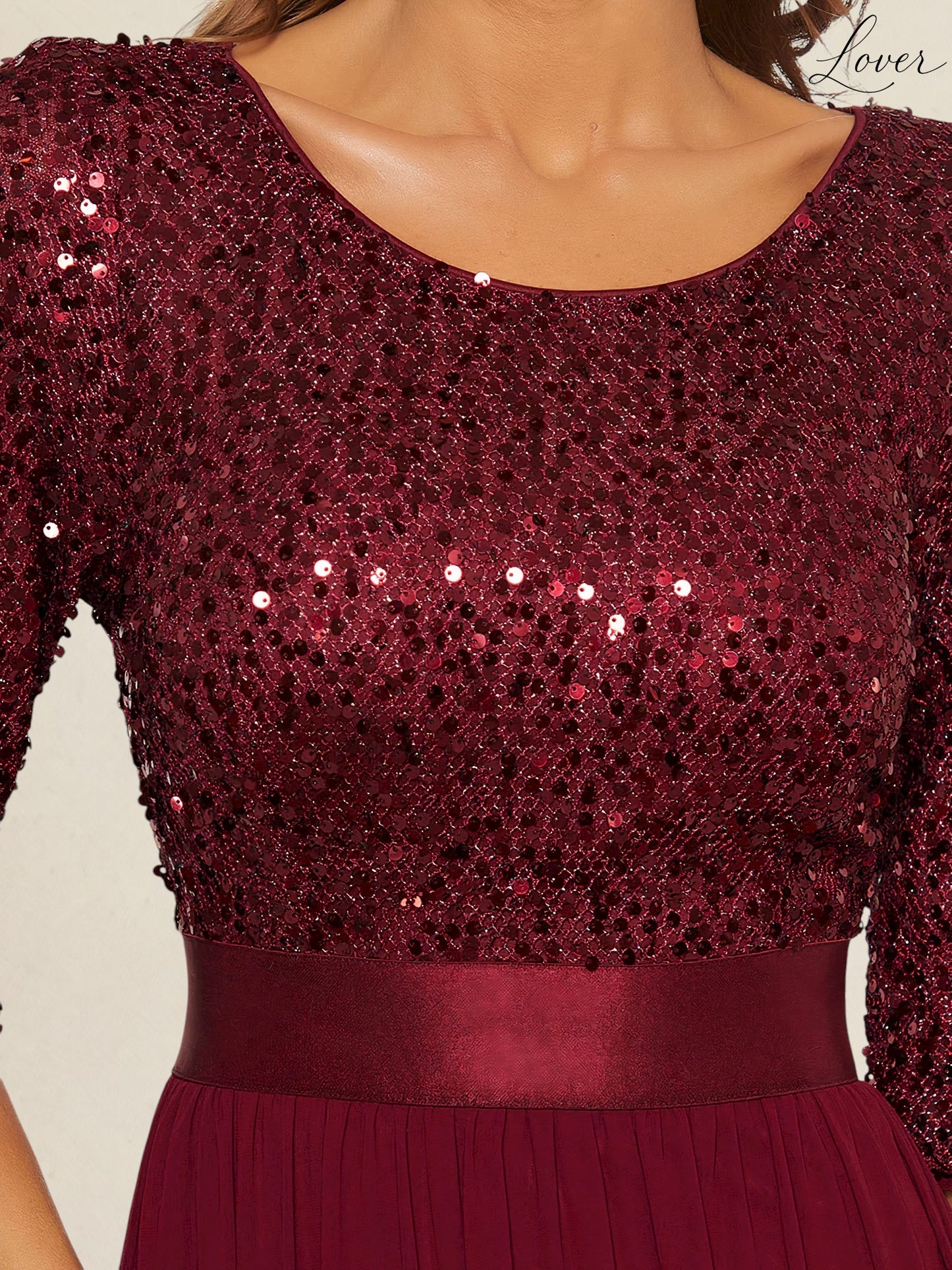 Vestido vino de manga larga con lentejuelas