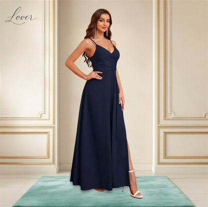 Vestido navy de satin con abertura en la pierna