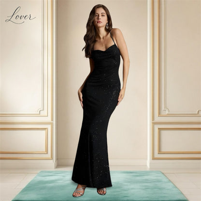 Vestido negro con destellos