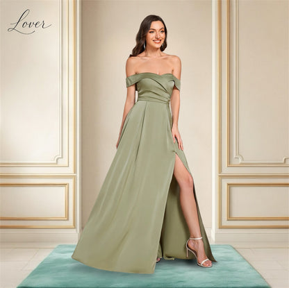 Vestido sage con hombros caídos