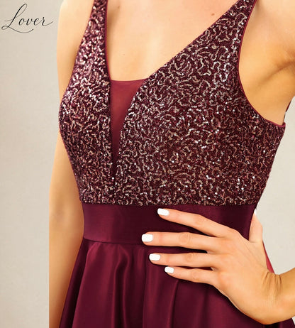 Vestido vino asimétrico