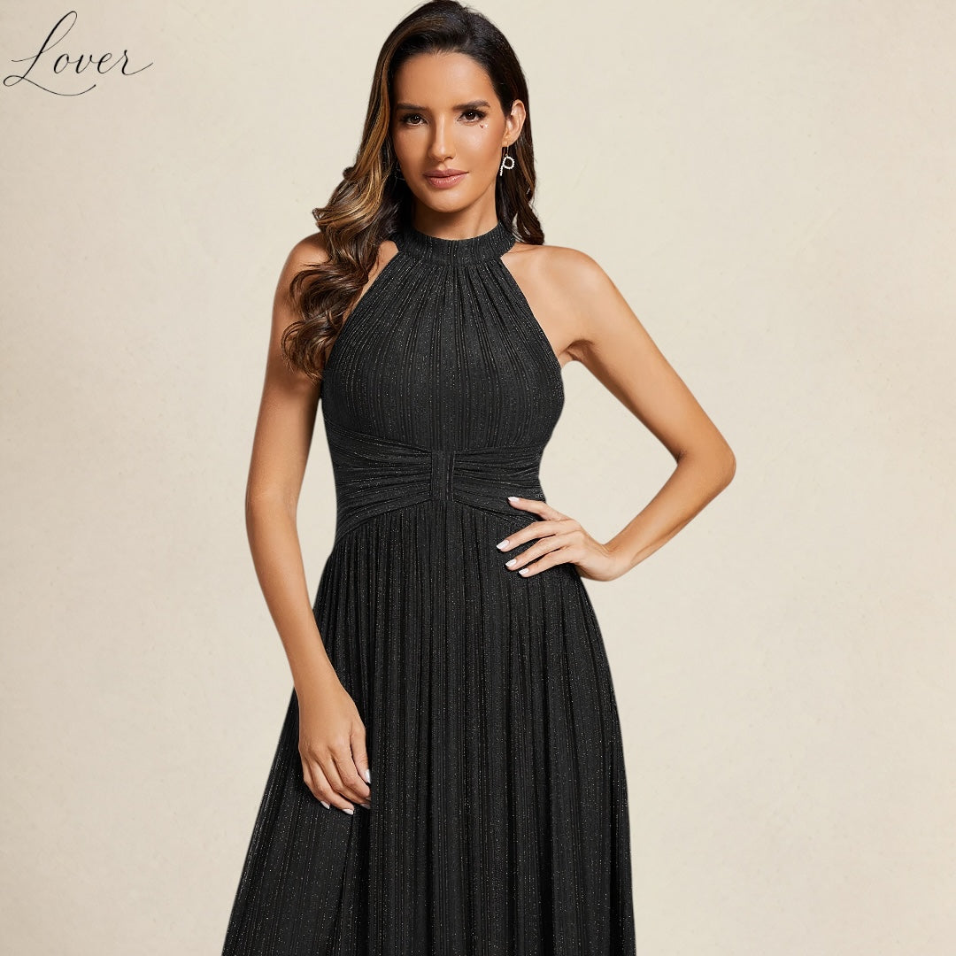 Vestido negro halter con brillos