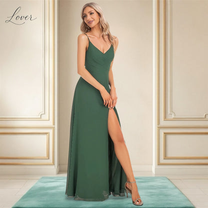 Vestido verde eucalipto de tirantes sencillo