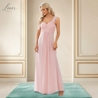 Vestido rosa con tirante de flores