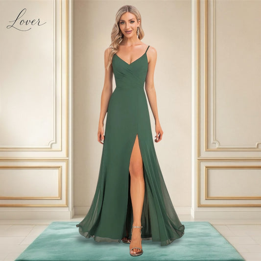 Vestido verde eucalipto de tirantes sencillo